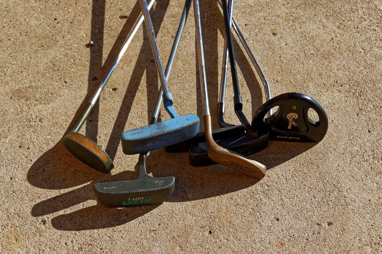 How many clubs in a golf bag? Vision Quest Golf